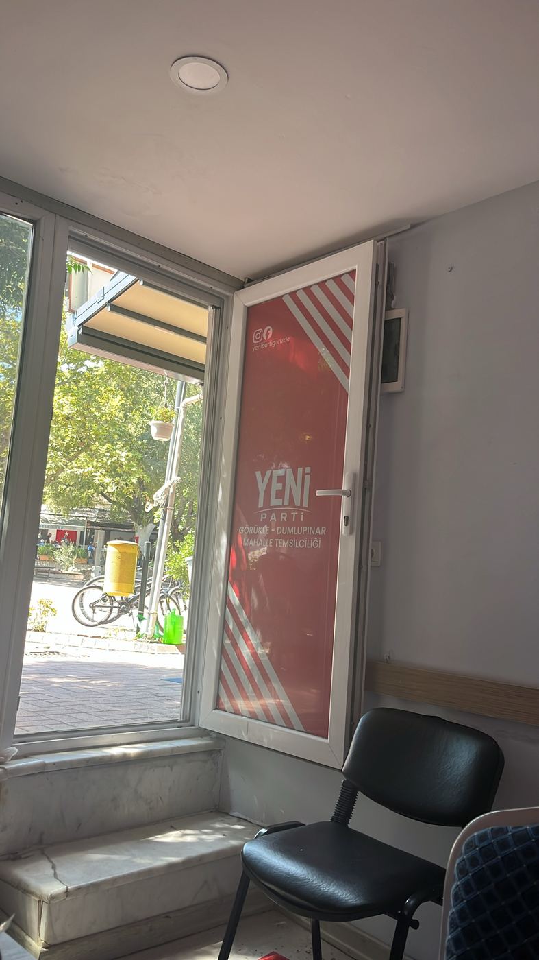 Ofis giriş kapısı folyo kaplama
