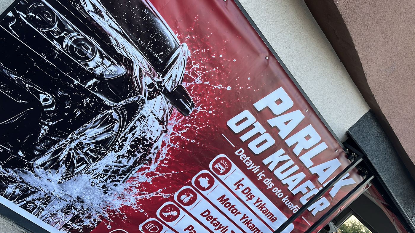 Parlak Oto Kuaför branda